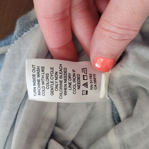 5/$15 Maurices 24/7 T Shirt size L - Picture 6 of 6